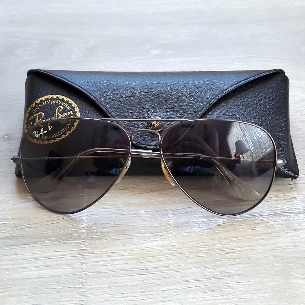 Authentic Ray-Ban Polarized Aviator glasses
